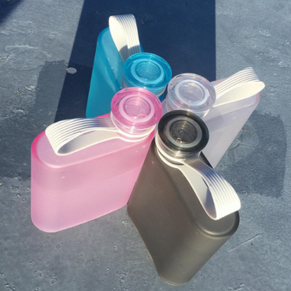 Gourde-Plastique-Transparente-Gris-Rose