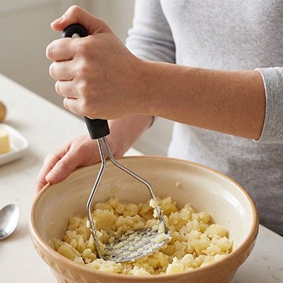 PRESS-PUREE-INOX-FORME-U-MANCHE-TETE-PERFOREE