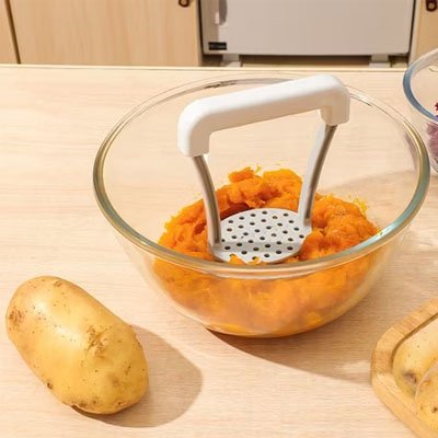 PRESS-PUREE-poignee-ergonomique-confort-press-puree-usage-sans-effort