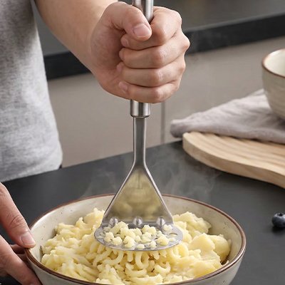 PRESSE-PUREE-lisse-sans-grumeau-ustensile-cuisine-durable-compatible-lave-vaisselle