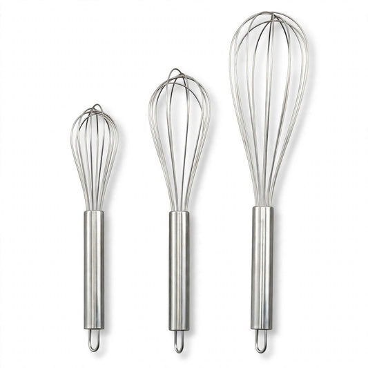 Lot de 3 fouets ballon InoxStar en acier inoxydable sur fond blanc, trois tailles du plus petit au plus grand