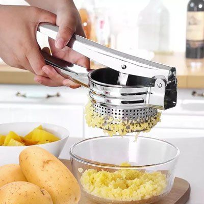 presse-pure-manuel-double-grille-perforee-filtration-puree-sans-grumeaux