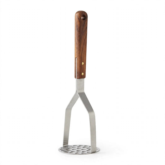 Presse-purée SansEffort à plaque perforée inox 304 et manche en bois massif, packshot fond blanc